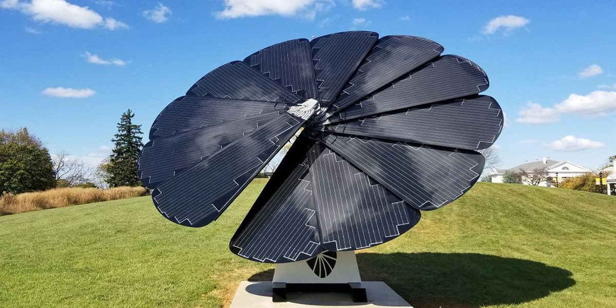 SmartFlower Solar Panels